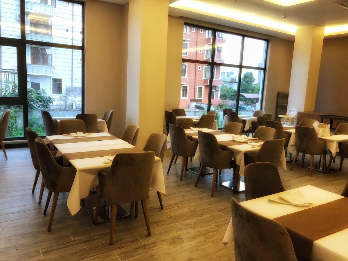 City Hotel Μπατούμι Εξωτερικό φωτογραφία