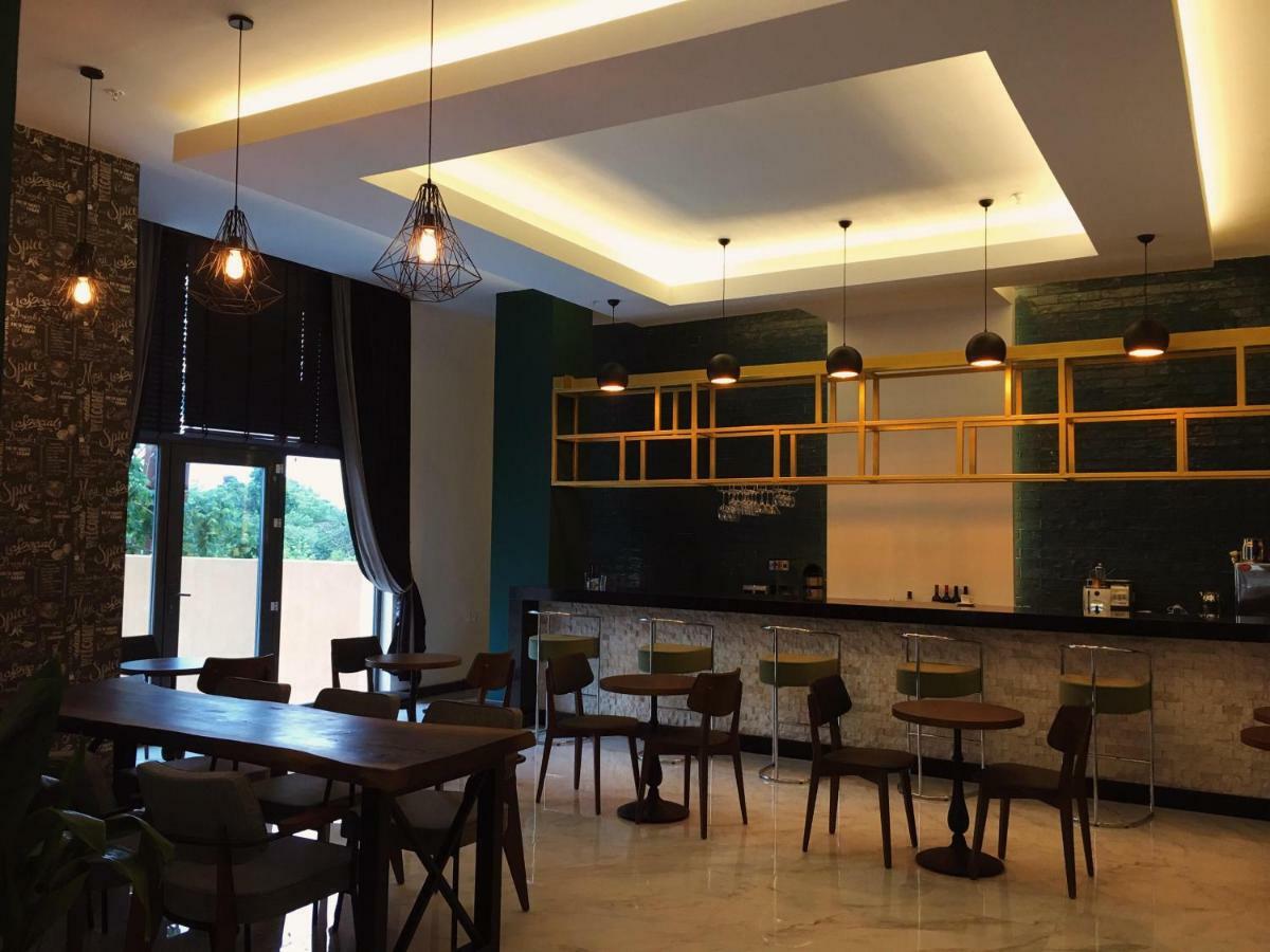City Hotel Μπατούμι Εξωτερικό φωτογραφία